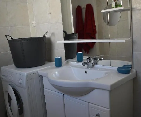 Duplex De 110 M2 Proche Quai De Appartement